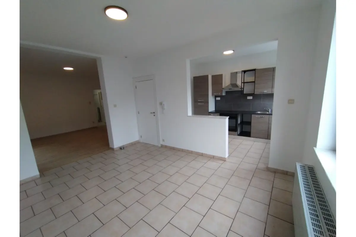 Appartement à louer à Saint-Nicolas 4420 800.00€ 2 chambres 90.00m² - annonce 760613