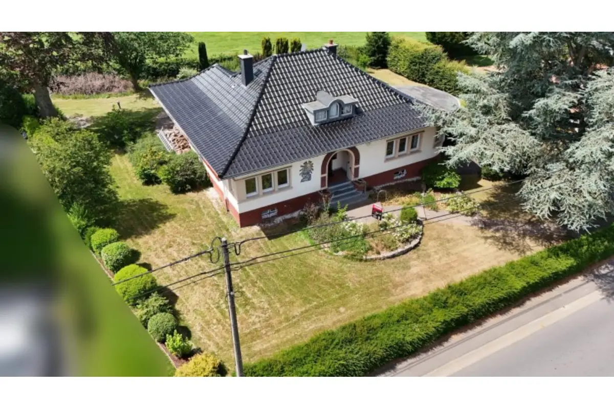 Bungalow à vendre à Eynatten 4731 525000.00€ 1 chambres 169.00m² - annonce 766161