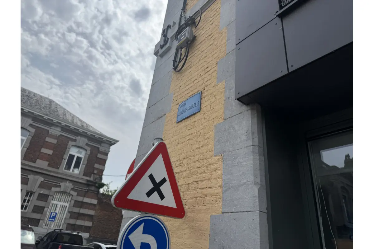 Parking / garage à louer à Huy 4500 85.00€  chambres m² - annonce 769610