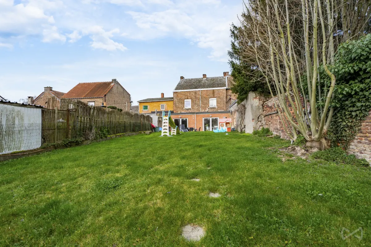 Maison à vendre à Fexhe-le-Haut-Clocher 4347 265000.00€ 3 chambres 150.00m² - annonce 769988