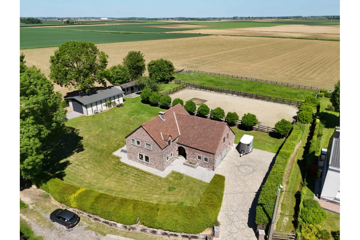 Maison à  à Donceel 4357 699000.00€ 4 chambres 257.00m² - annonce 770993