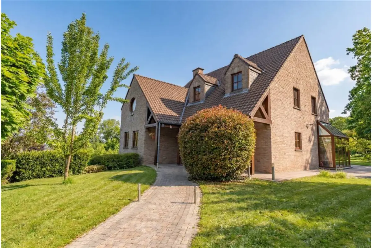 Maison à vendre à Huy 4500 495000.00€ 5 chambres 250.00m² - annonce 770769