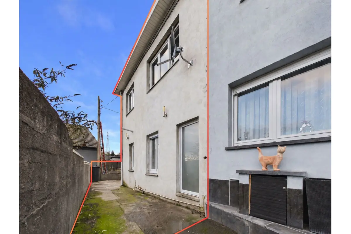 Maison à vendre à Saint-Nicolas 4420 99000.00€ 3 chambres 93.00m² - annonce 770538