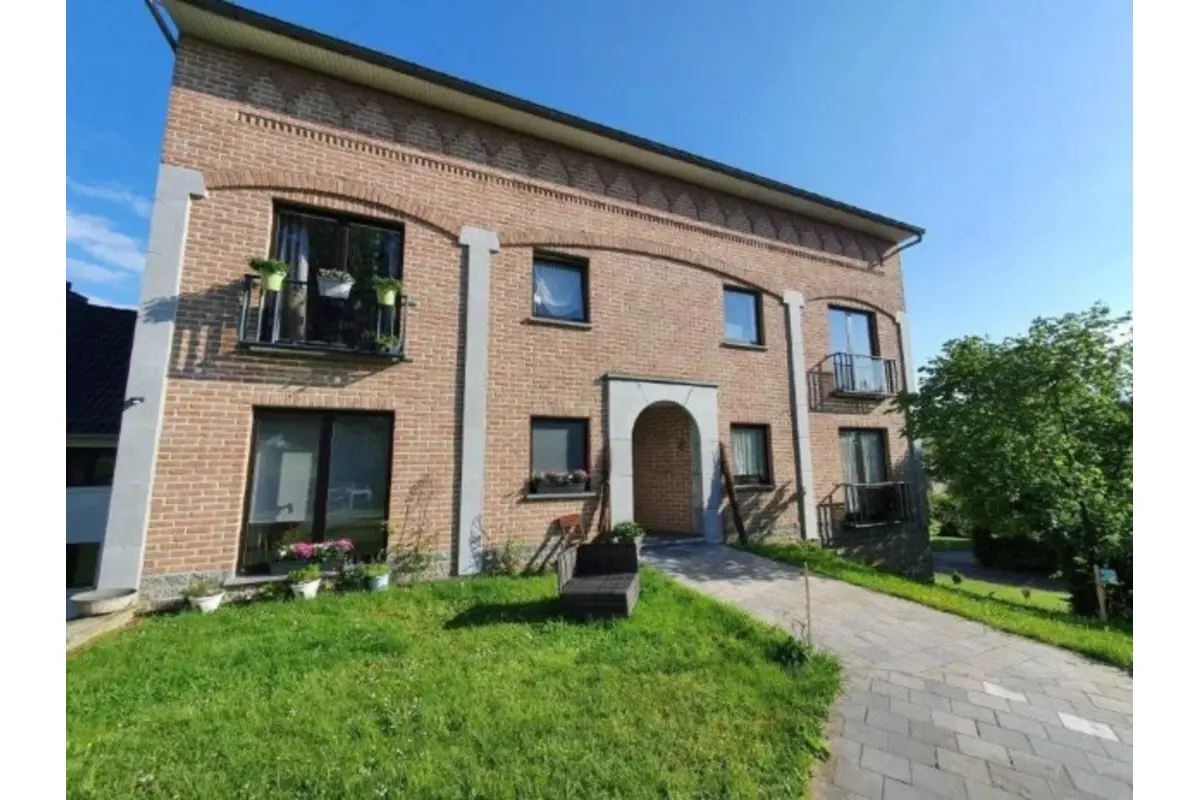 Appartement à louer à Hergenrath 4728 795.00€ 2 chambres 100.00m² - annonce 776116