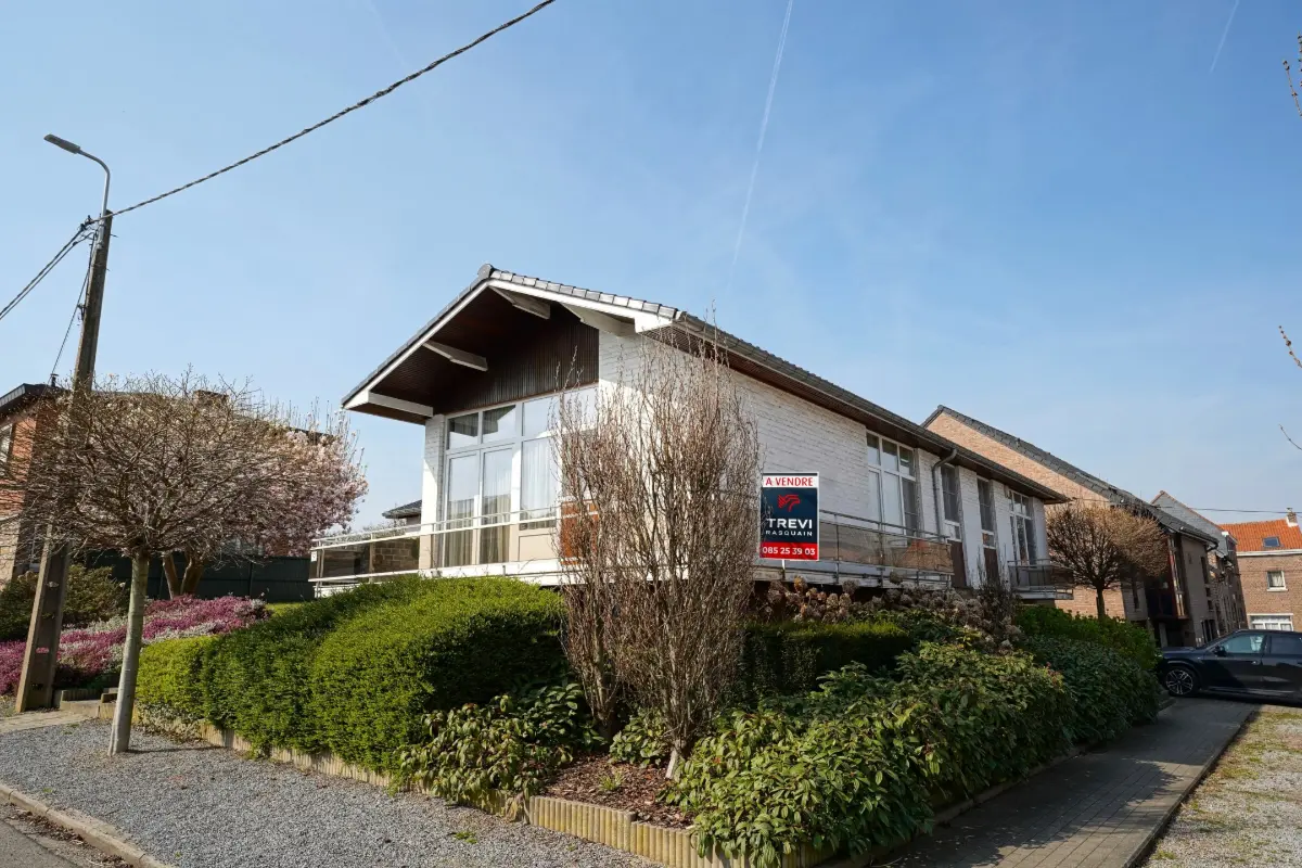 Maison à vendre à Waremme 4300 349500.00€ 4 chambres 250.00m² - annonce 776896