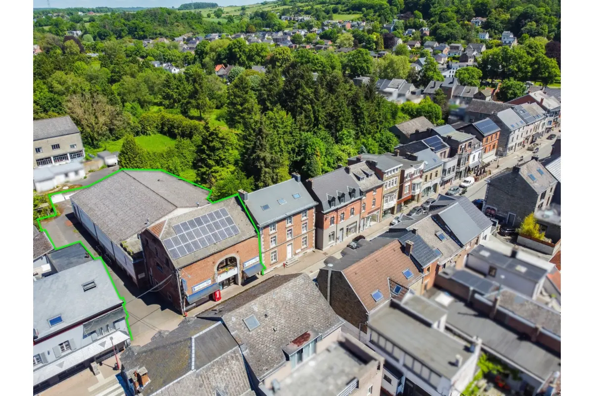 Immeuble mixte à vendre à Hamoir 4180 749000.00€ 4 chambres 949.00m² - annonce 777080