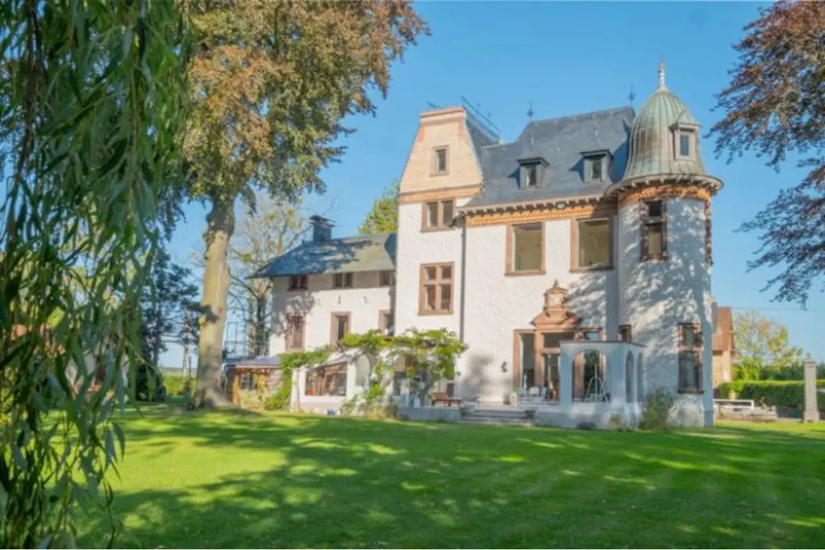Château à vendre à Walhorn 4711 1700000.00€  chambres 644.00m² - annonce 778543