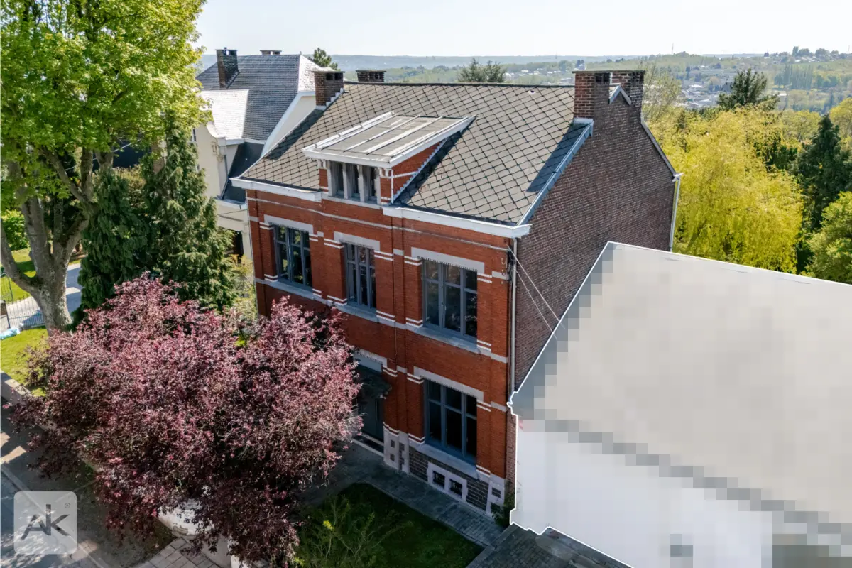 Maison à vendre à Hollogne-aux-Pierres 4460 395000.00€ 5 chambres 288.00m² - annonce 778424