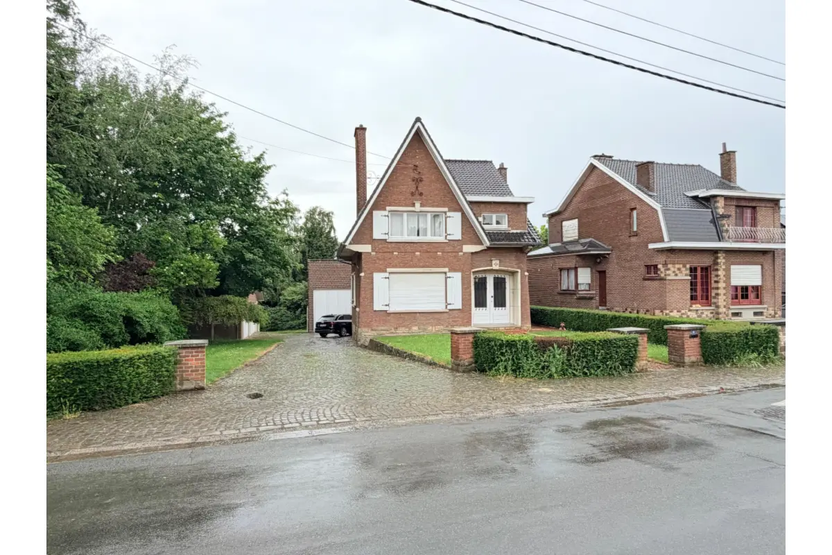 Villa à vendre à Crisnée 4367 450000.00€ 4 chambres m² - annonce 779529