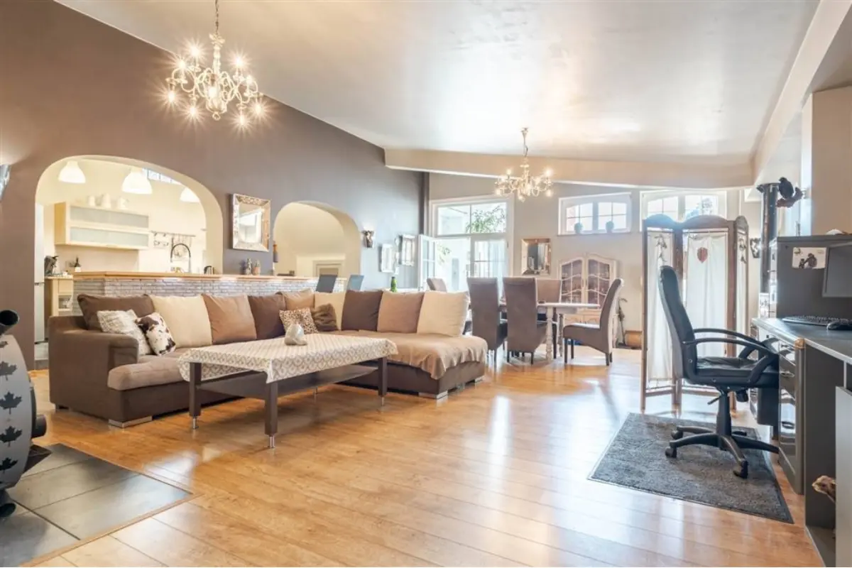 Maison à vendre à Amay 4540 379000.00€ 2 chambres 273.00m² - annonce 779409