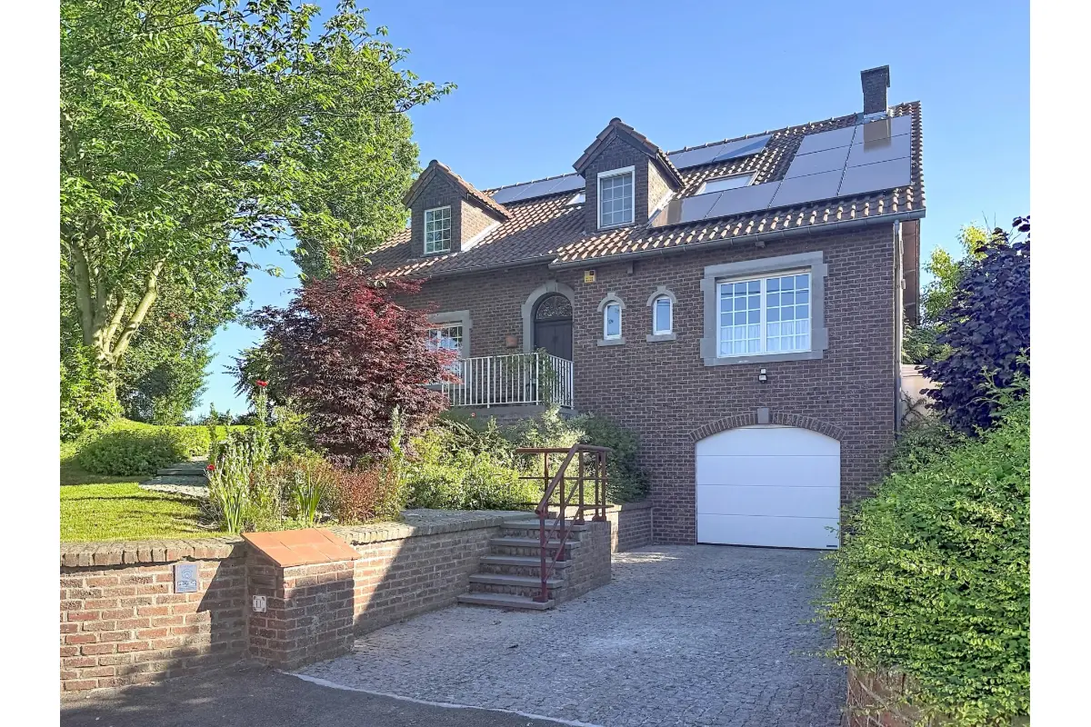 Villa à vendre à Crisnée 4367 575000.00€ 5 chambres 250.00m² - annonce 780054