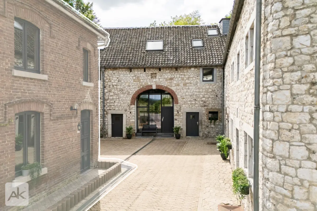 Bungalow à  à Visé 4600 799000.00€ 5 chambres 750.00m² - annonce 781222