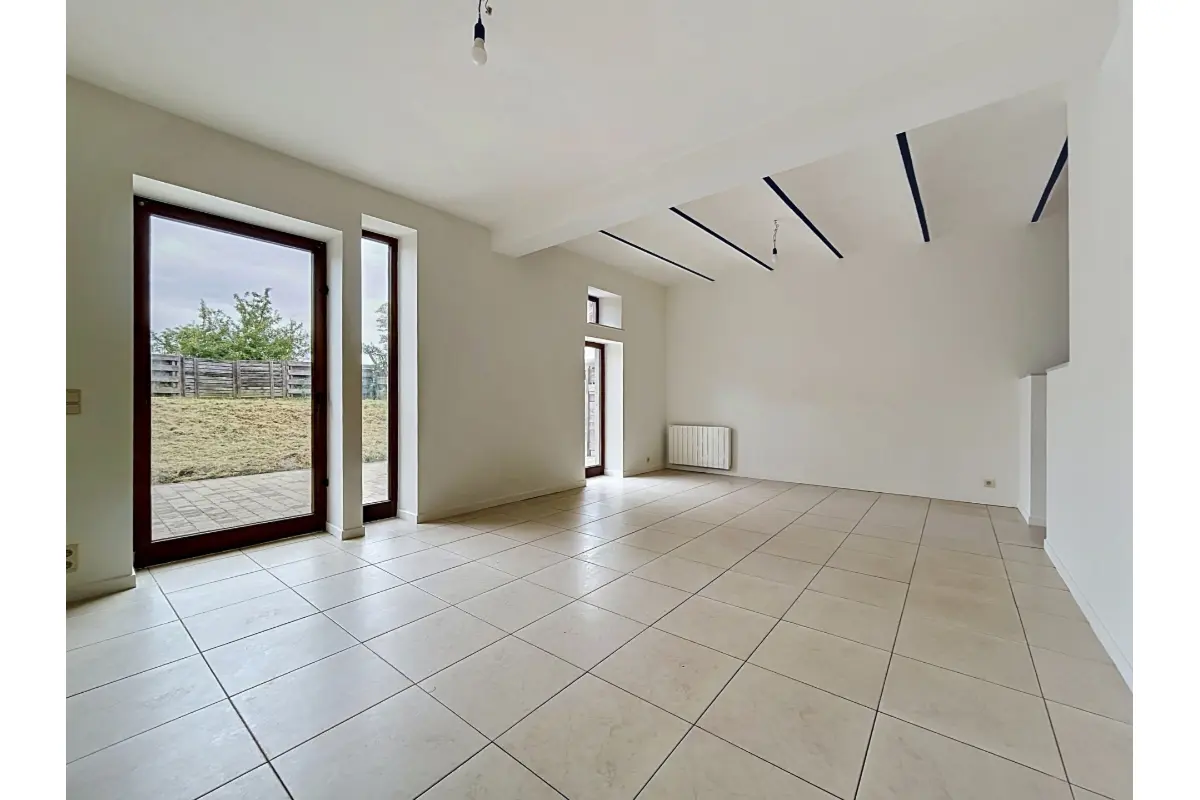 Appartement à louer à Crehen 4280 950.00€ 2 chambres m² - annonce 781123