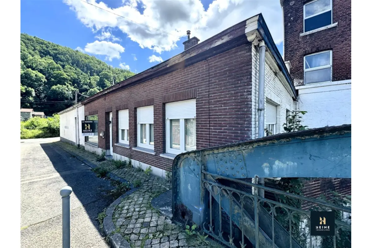 Commerce à vendre à Huy 4500 195000.00€ 3 chambres 120.00m² - annonce 782518
