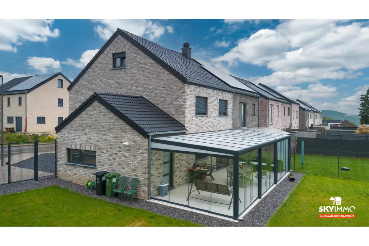 Maison à vendre à Jemeppe-sur-Meuse 4101 399900.00€ 4 chambres 198.00m² - annonce 784345