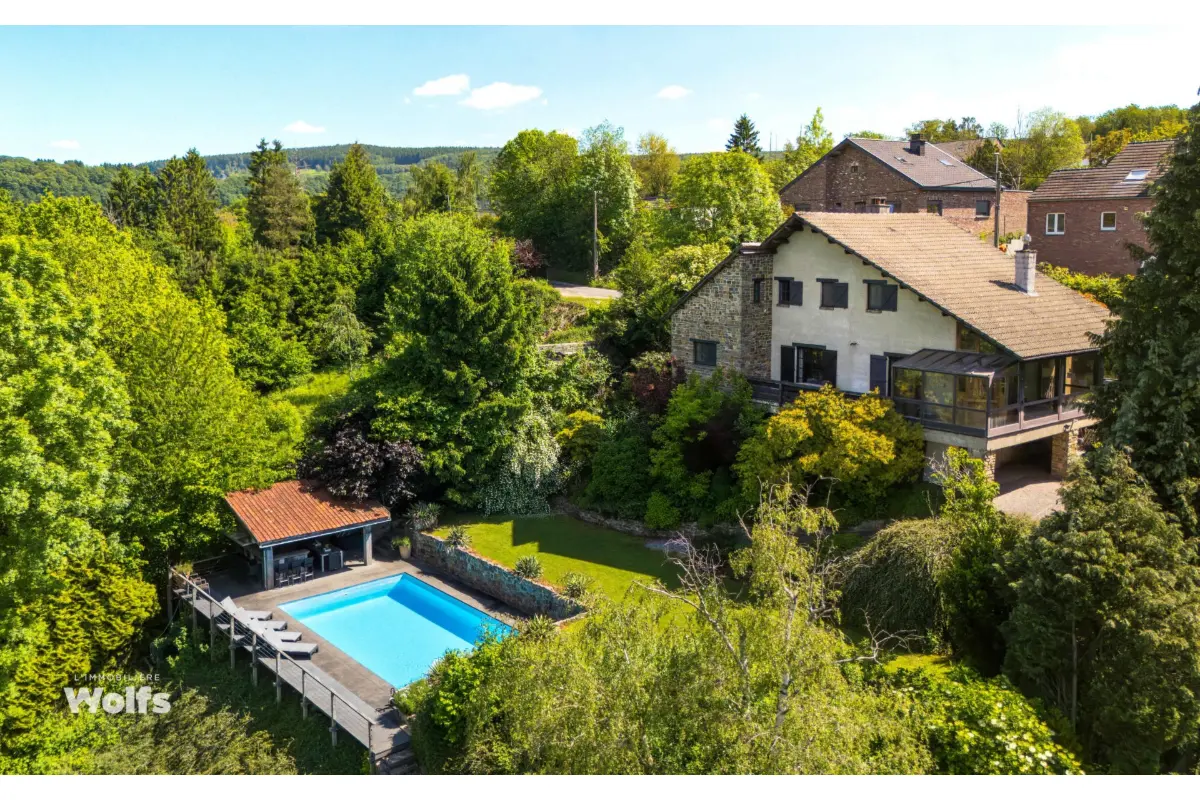 Immeuble de rapport - Immeuble à appartement à  à Aywaille 4920 595000.00€ 5 chambres 209.00m² - annonce 786202