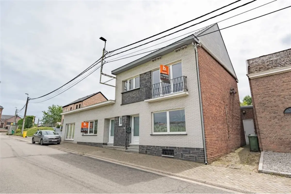 Maison à vendre à Hodeige 4351 349000.00€ 5 chambres 254.00m² - annonce 790029