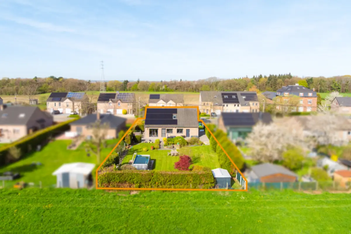 Villa à vendre à Housse 4671 479000.00€ 4 chambres 181.00m² - annonce 792114