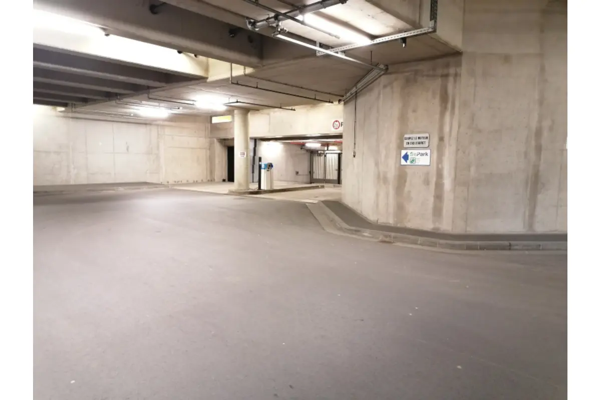 Parking / garage à louer à Bergilers 4360 171.00€  chambres m² - annonce 793379