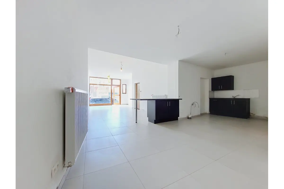 Commerce à louer à Huy 4500 690.00€ 0 chambres m² - annonce 796347