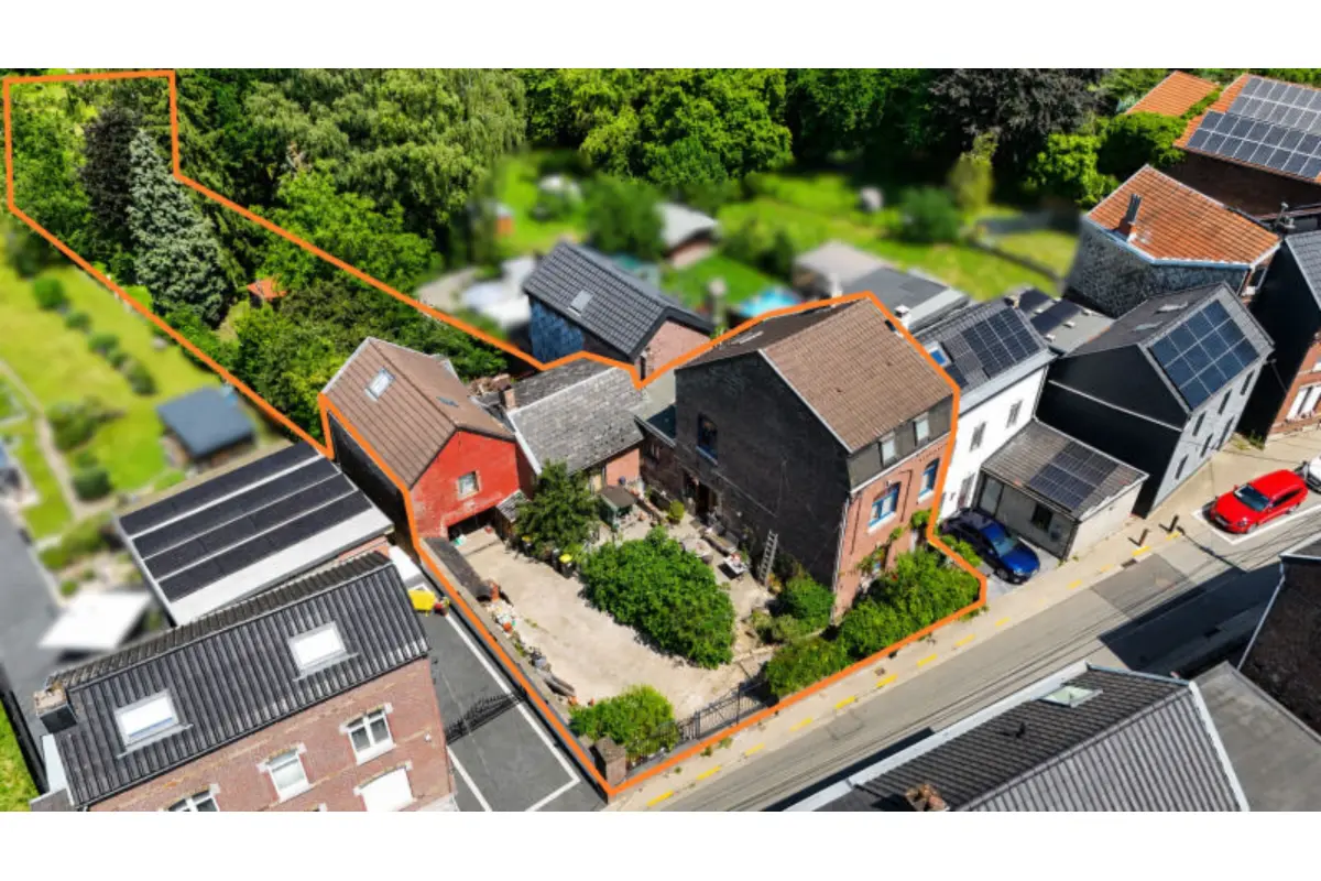 Immeuble de rapport - Immeuble à appartement à vendre à Vivegnis 4683 279000.00€ 4 chambres 259.00m² - annonce 797386