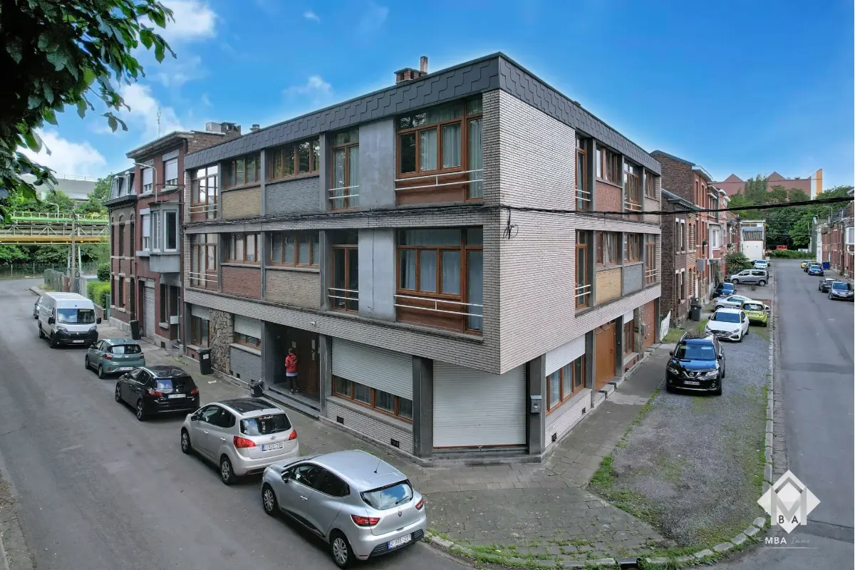 Maison à vendre à Jemeppe-sur-Meuse 4101 900000.00€  chambres m² - annonce 797676