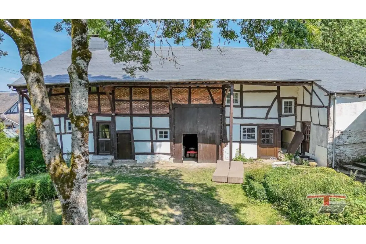 Bungalow à vendre à Stoumont 4987 395000.00€ 4 chambres 349.81m² - annonce 798117
