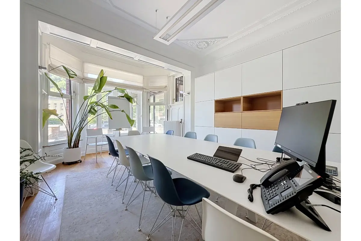 Commerce à louer à Vaux-sous-Chèvremont 4051 2950.00€  chambres 280.00m² - annonce 810086