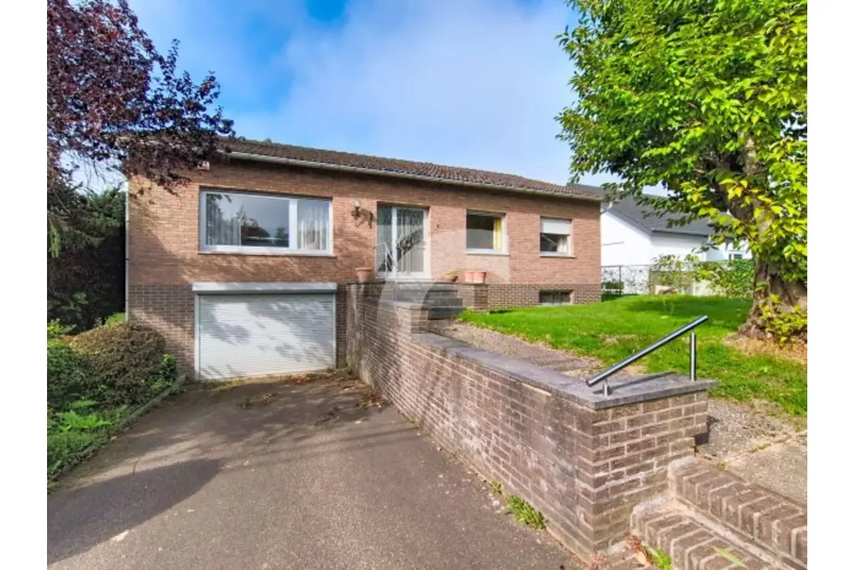 Bungalow à vendre à Gemmenich 4851 299000.00€ 4 chambres 160.00m² - annonce 815920