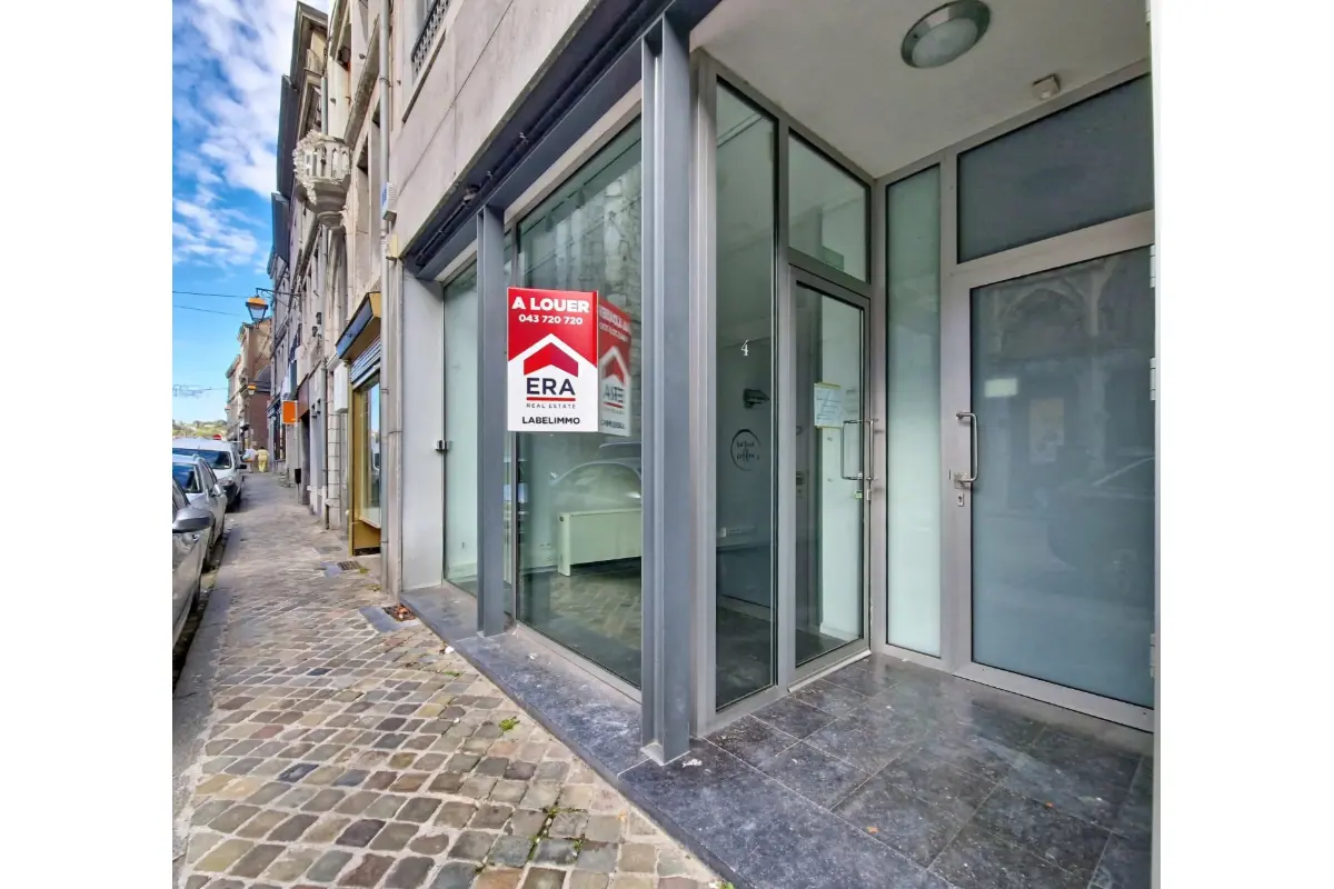 Commerce à louer à Huy 4500 950.00€ 0 chambres 95.00m² - annonce 816240