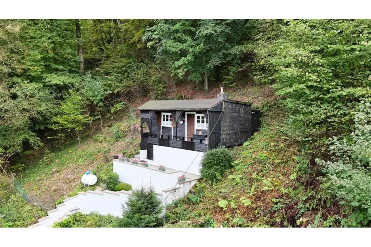 Bungalow à  à Bende 6941 100000.00€ 1 chambres 23.00m² - annonce 819803