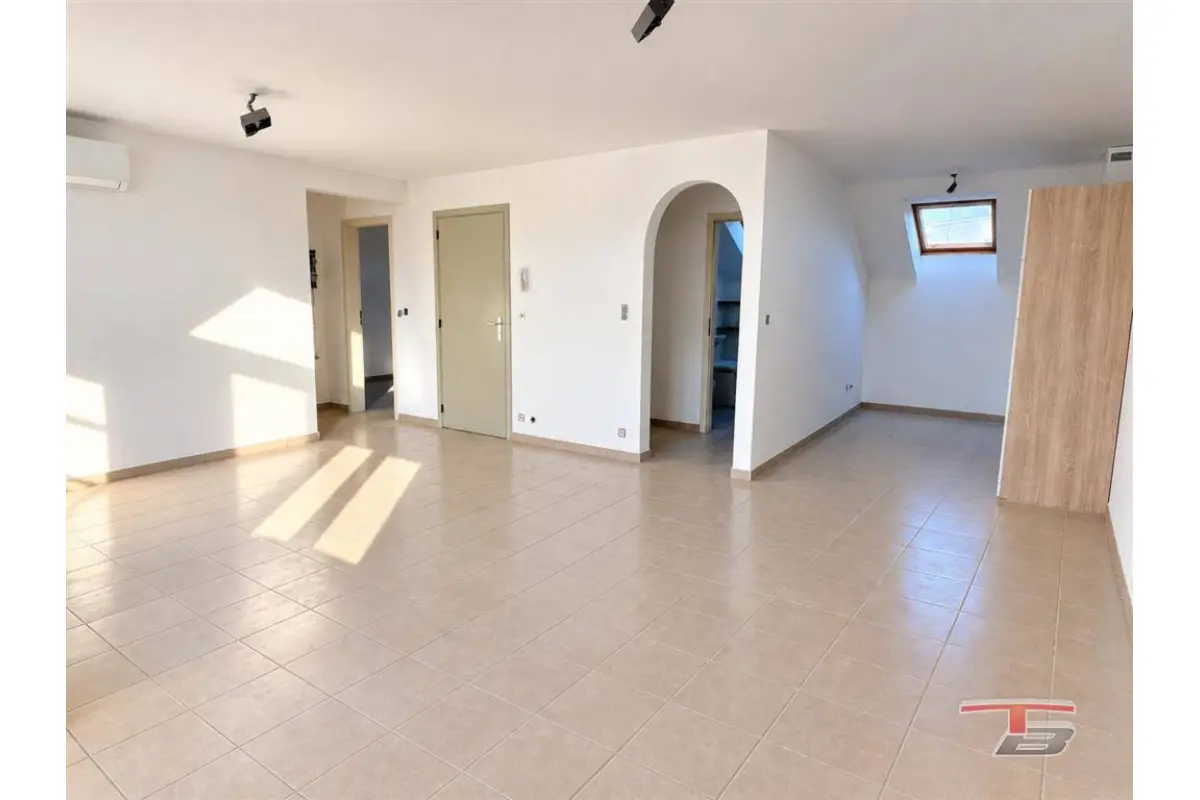 Appartement à  à Melen 4633 825.00€ 2 chambres 68.60m² - annonce 821729