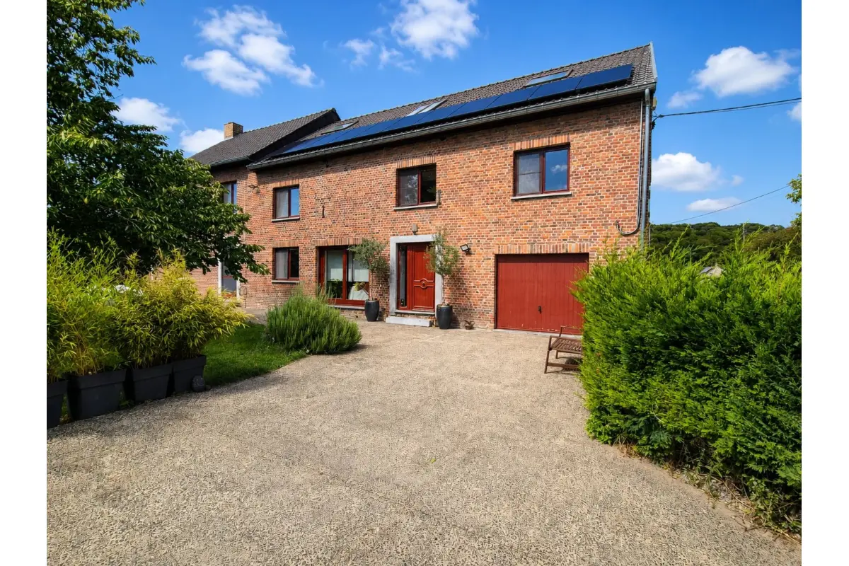 Maison à  à Bassenge 4690 550000.00€ 5 chambres 352.00m² - annonce 822698