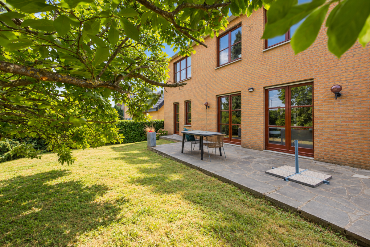 Villa à vendre à Oupeye 4680 350000.00€ 4 chambres 144.00m² - annonce 823774