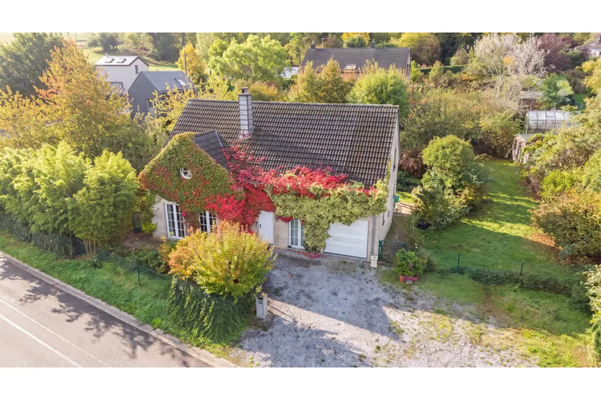 Maison à vendre à Ben-Ahin 4500 399500.00€ 4 chambres 225.00m² - annonce 824162