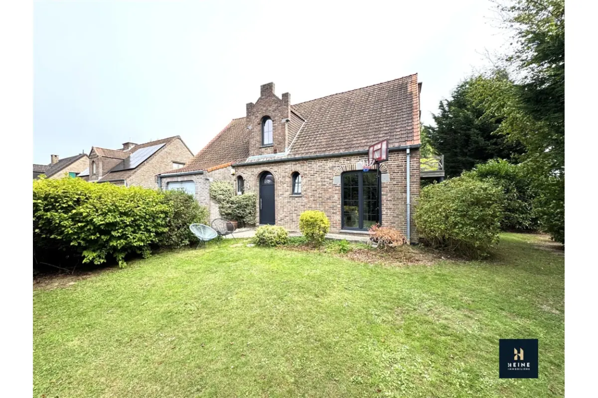 Maison à louer à Fize-Fontaine 4530 1250.00€ 3 chambres 215.00m² - annonce 825110
