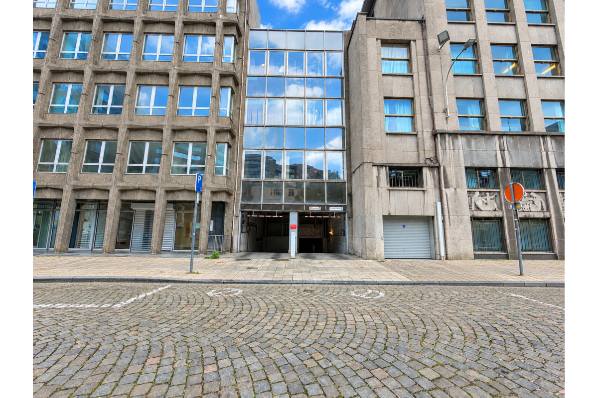 Parking / garage à louer à Liège 4000 110.00€  chambres m² - annonce 826519