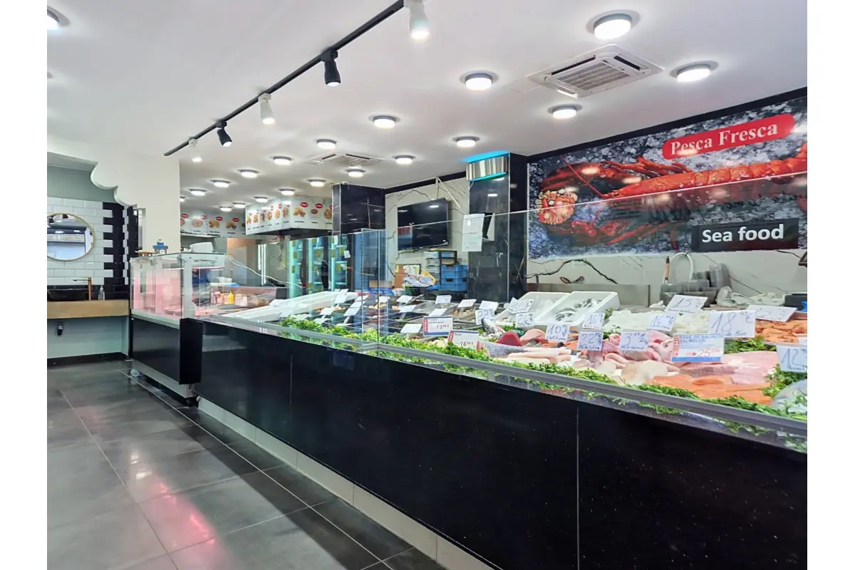 Commerce à  à Evere 1140 150000.00€  chambres 160.00m² - annonce 830521