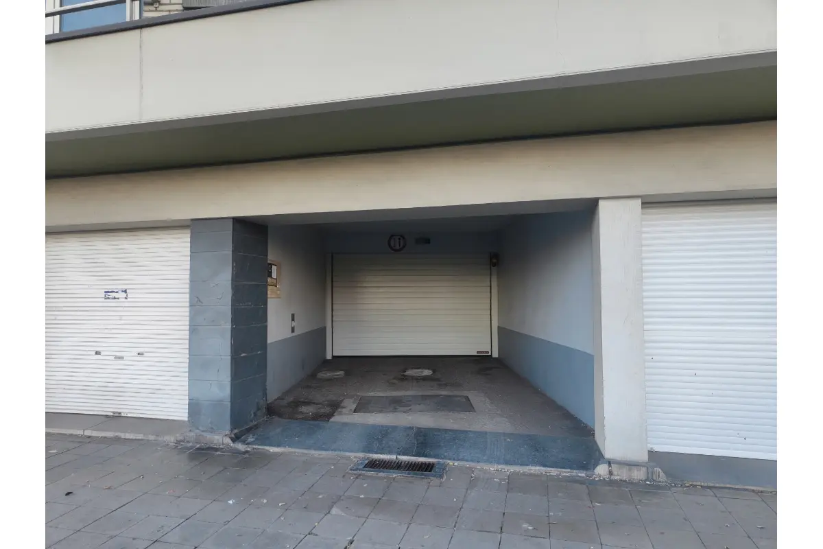 Box à  à Liège 4000 30000.00€  chambres m² - annonce 831540