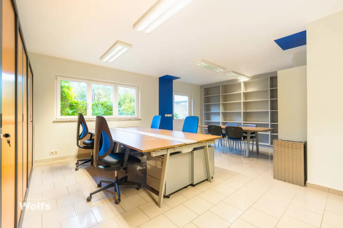 Commerce à  à Wandre 4020 249000.00€  chambres 160.00m² - annonce 831269